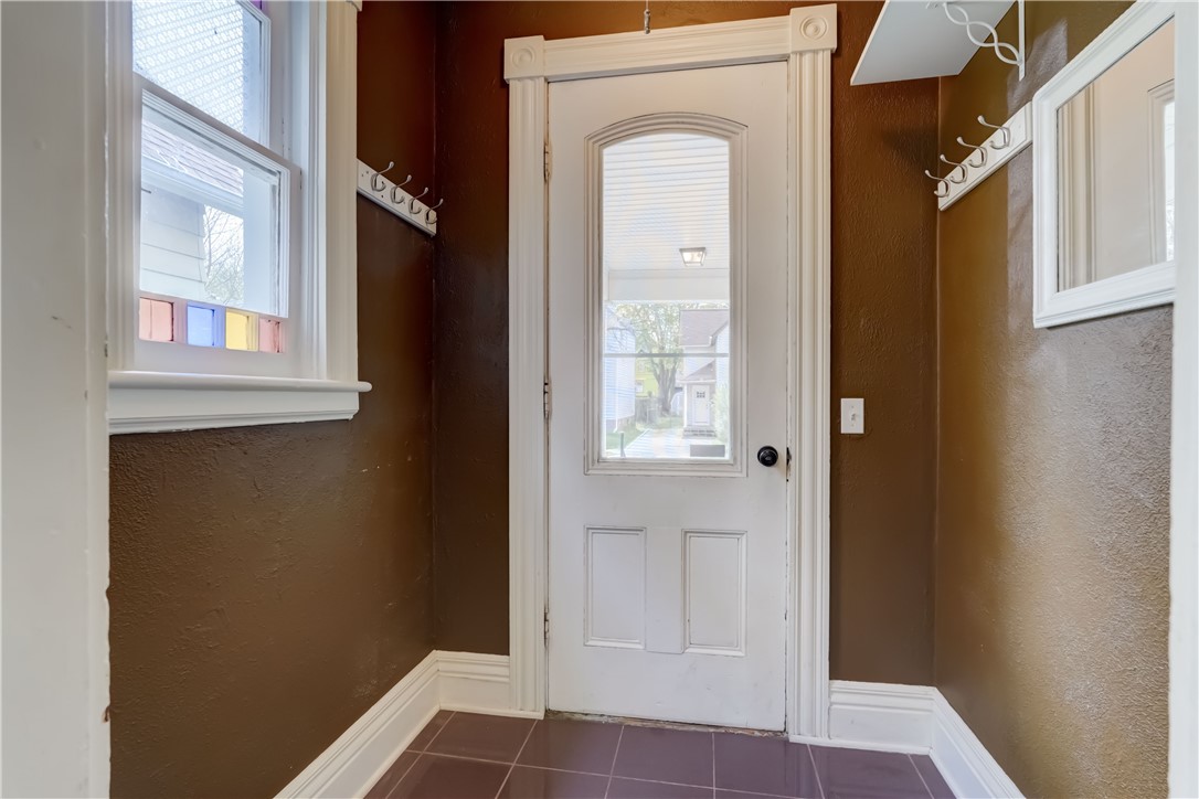 680 Linden Street, Rochester, New York image 4