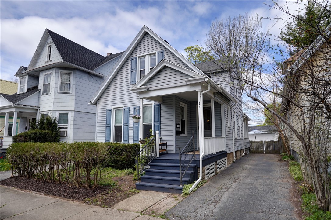 680 Linden Street, Rochester, New York image 2