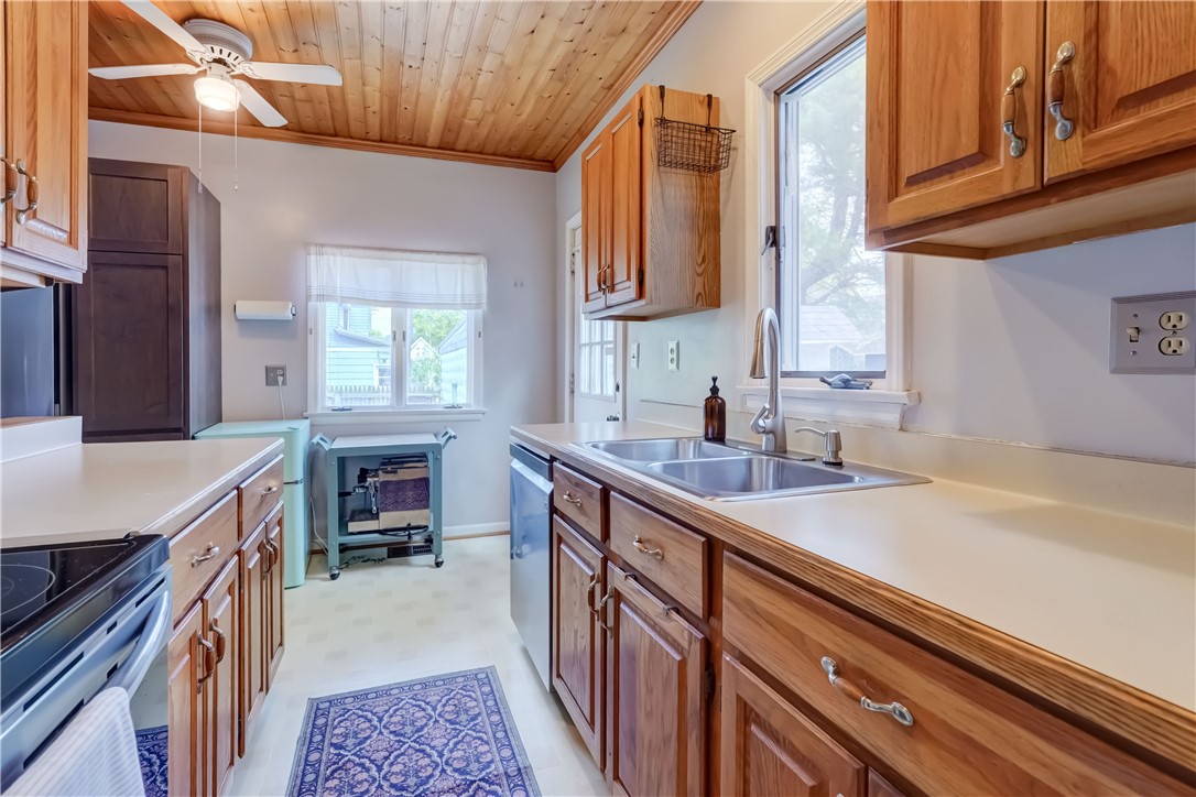 680 Linden Street, Rochester, New York image 18