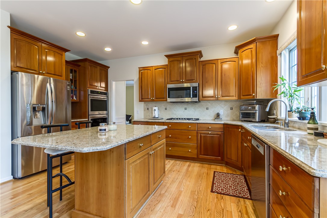55 Meadow Cove Road, Pittsford, New York image 13