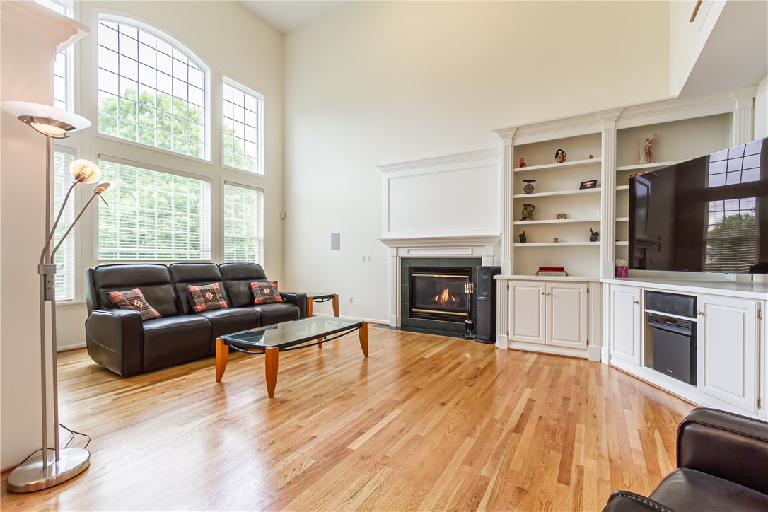 55 Meadow Cove Road, Pittsford, New York image 8