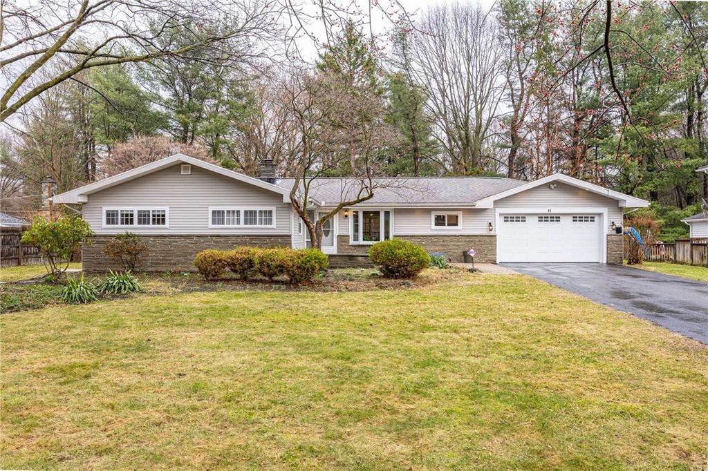 Photo of 11 Santa Drive, Perinton, NY 14534 (MLS # R1665107)