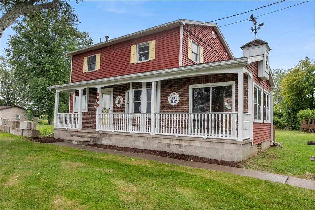 Photo of 209 Collamer Road, Parma, NY 14468 (MLS # R1704286)