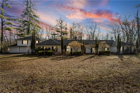 52 Knollwood Drive Rochester NY 14618