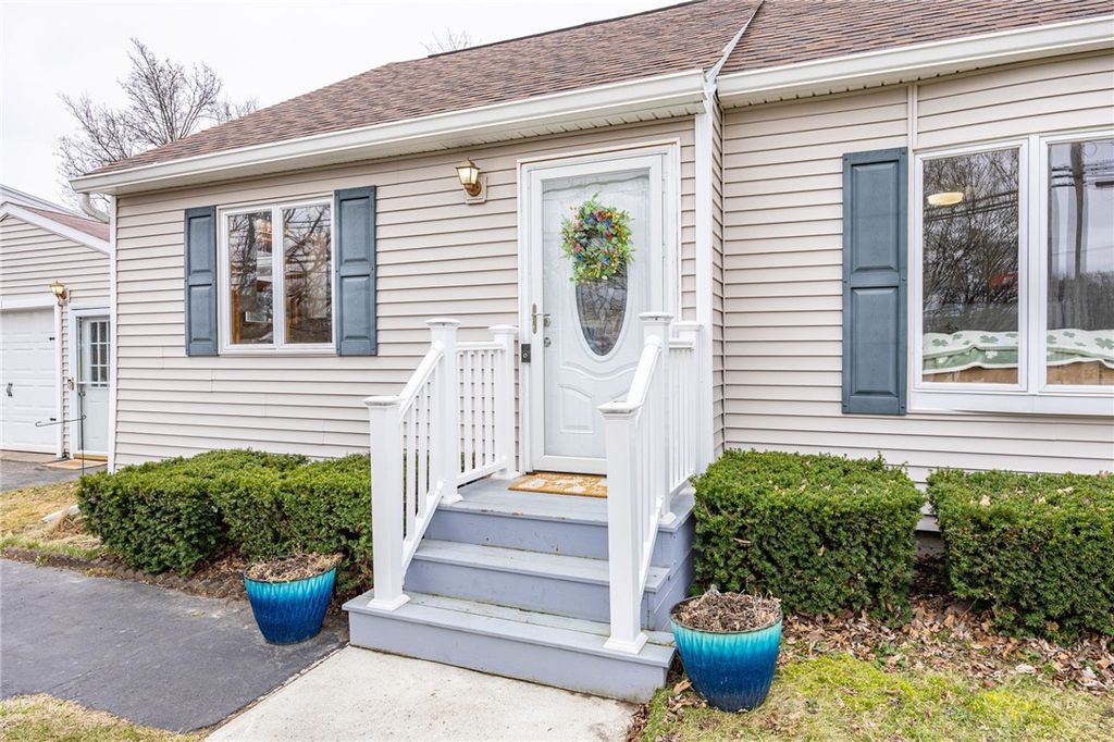 Photo of 2191 Westside Drive, Chili, NY 14624 (MLS # R1667291)