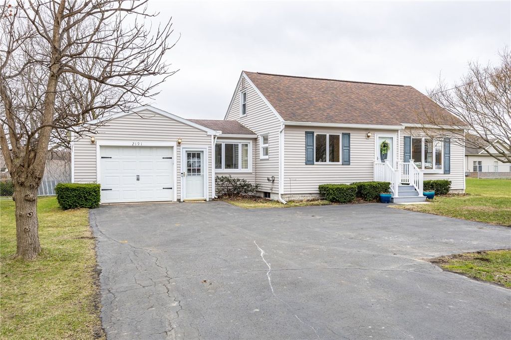 Photo of 2191 Westside Drive, Chili, NY 14624 (MLS # R1667291)