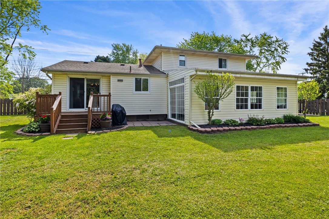 1 Timberline Drive, Penfield, New York image 32