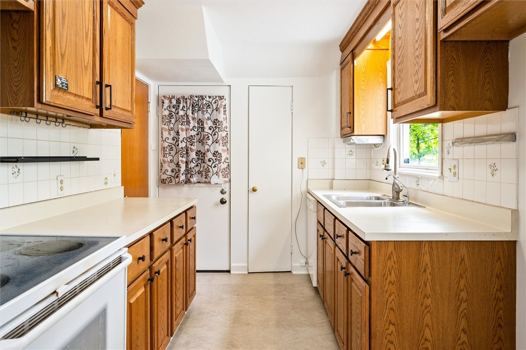 14 Fisher Road, Gates, New York image 17