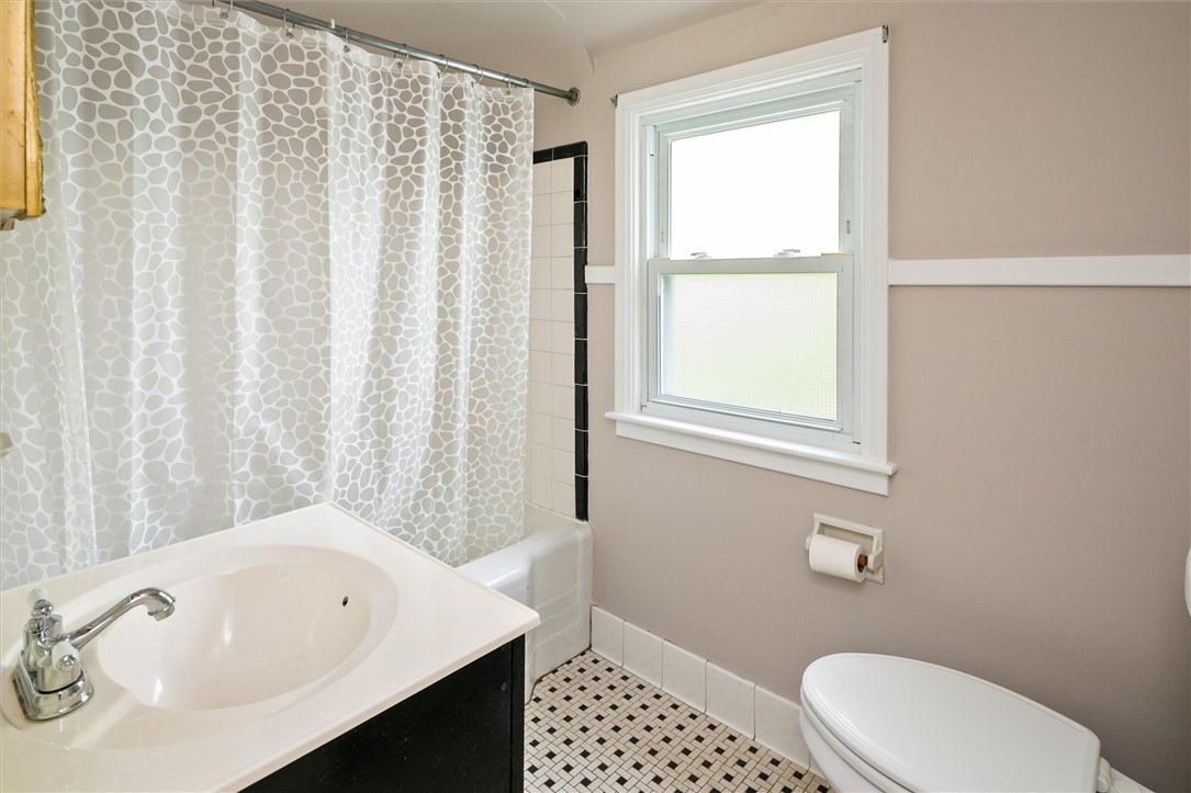 14 Fisher Road, Gates, New York image 31