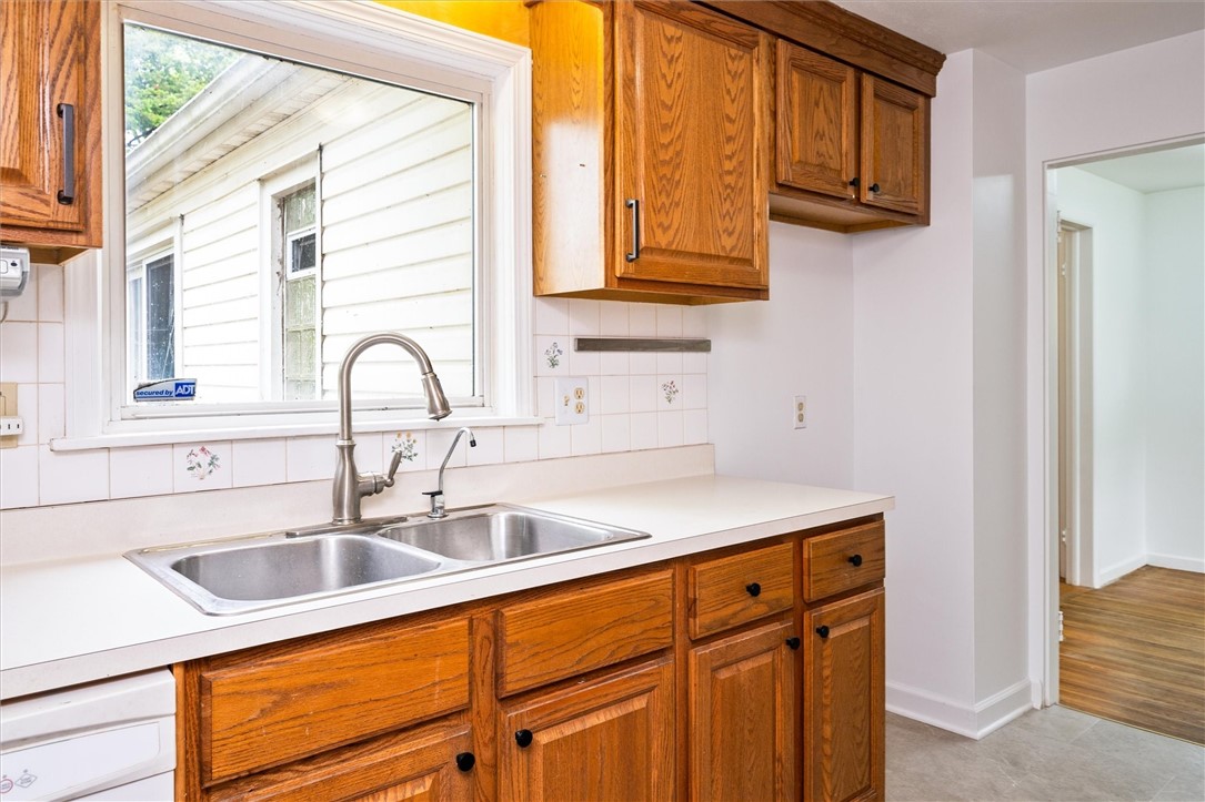 14 Fisher Road, Gates, New York image 18