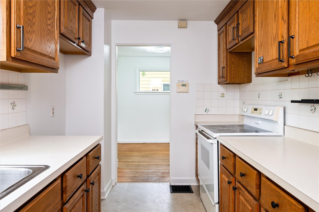 14 Fisher Road, Gates, New York image 19
