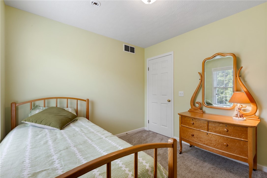 617 Whistlers Cove Lane, Greece, New York image 32