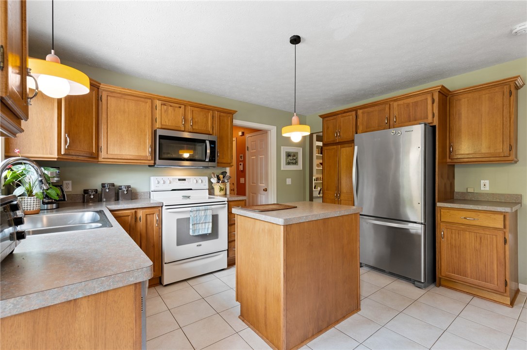 617 Whistlers Cove Lane, Greece, New York image 18