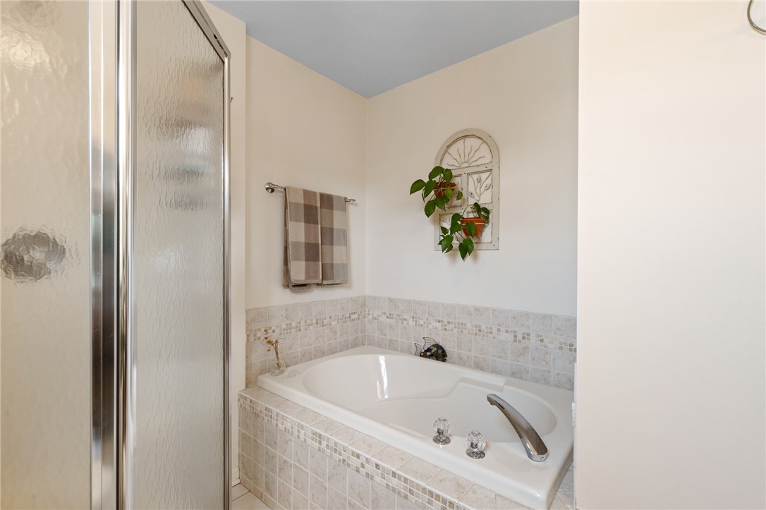 617 Whistlers Cove Lane, Greece, New York image 30