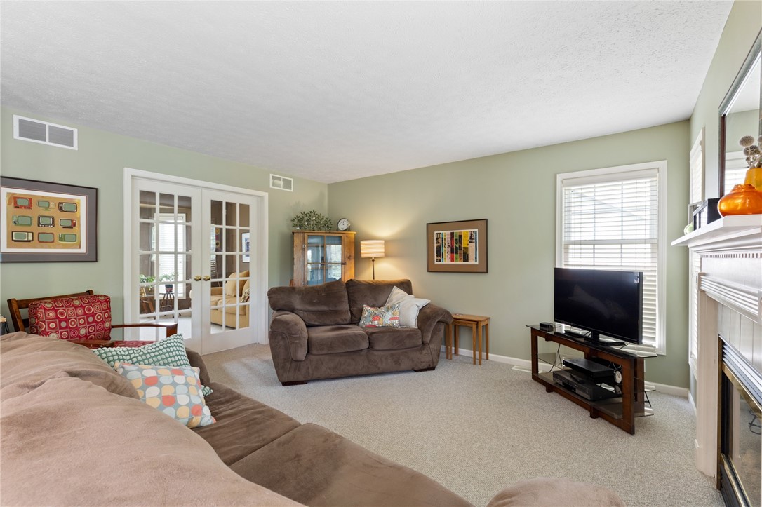 617 Whistlers Cove Lane, Greece, New York image 14
