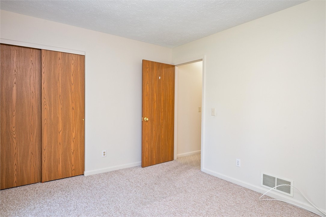 47 Kaye Park Terrace, Gates, New York image 17