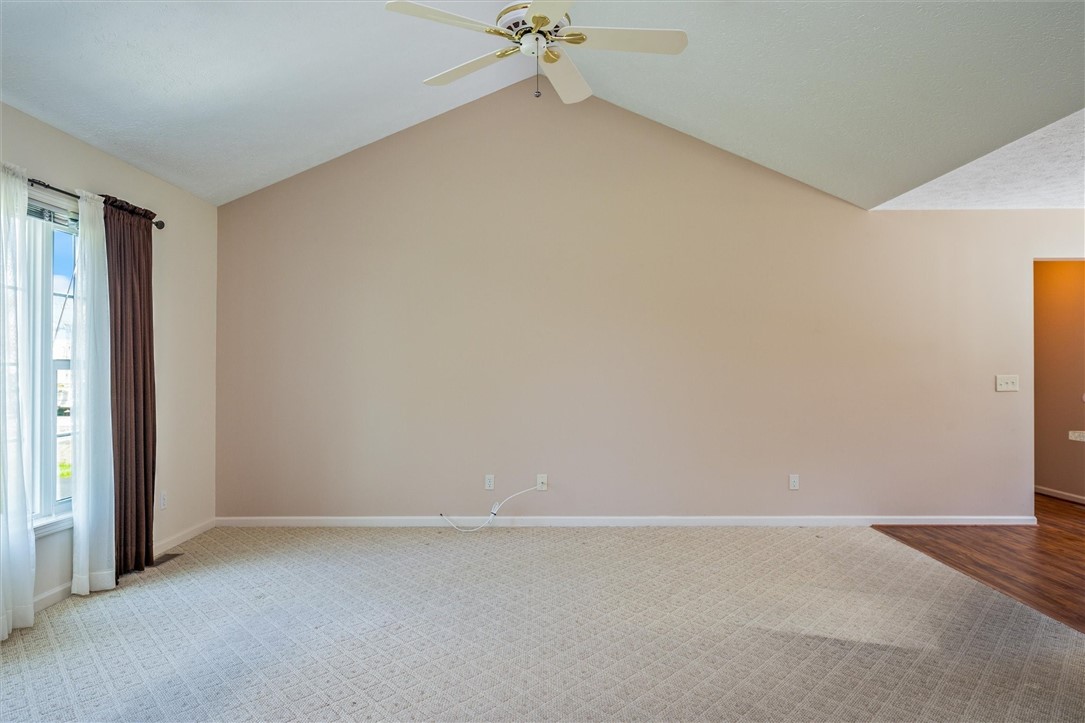 47 Kaye Park Terrace, Gates, New York image 22