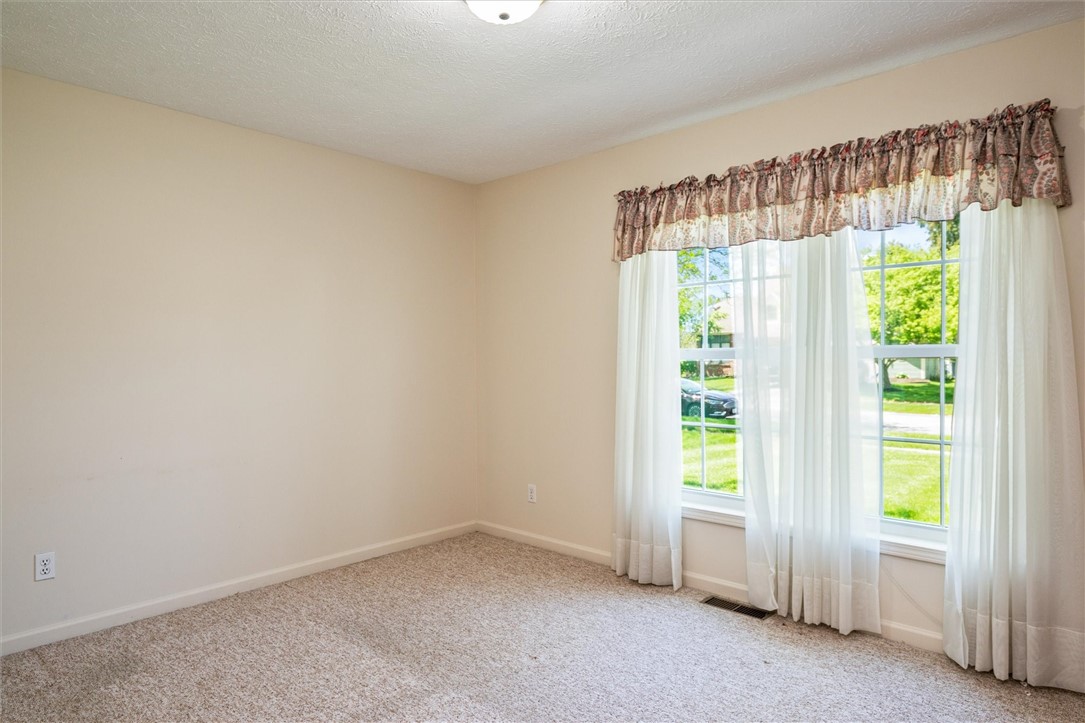 47 Kaye Park Terrace, Gates, New York image 16