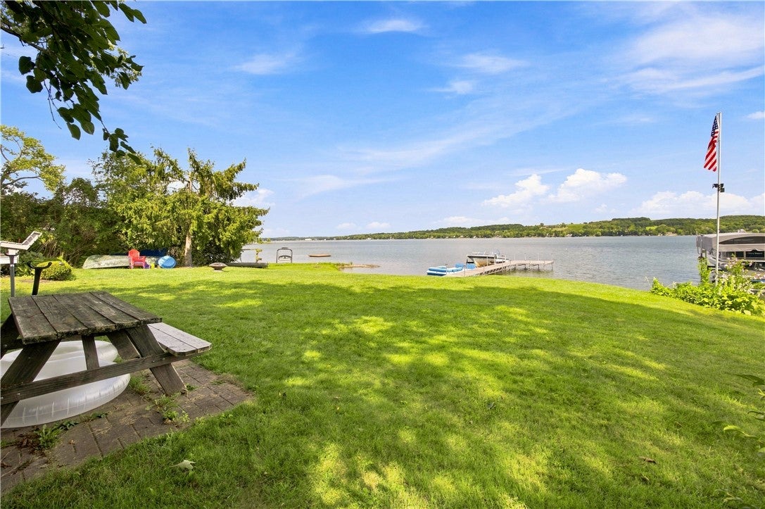 3611 Bay View Drive