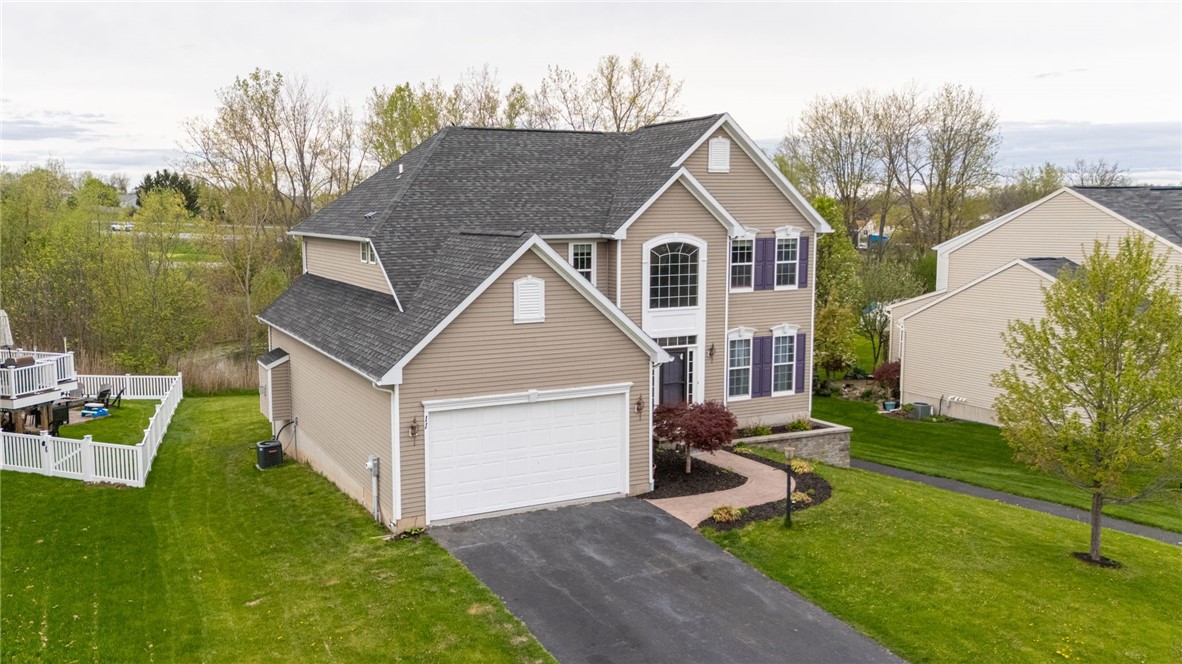 11 Blazing Star Circle, Henrietta, New York image 4