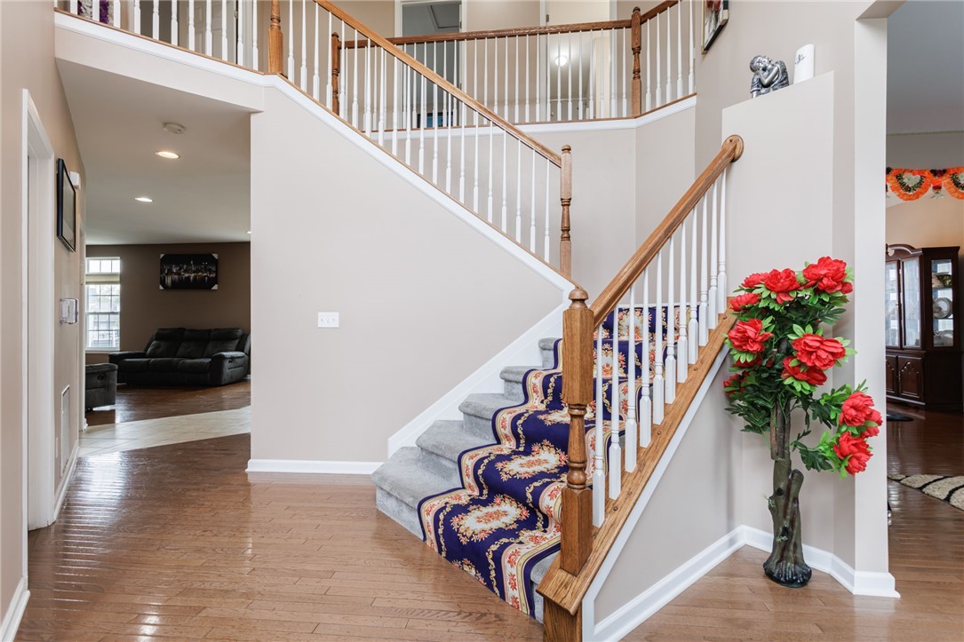 11 Blazing Star Circle, Henrietta, New York image 7