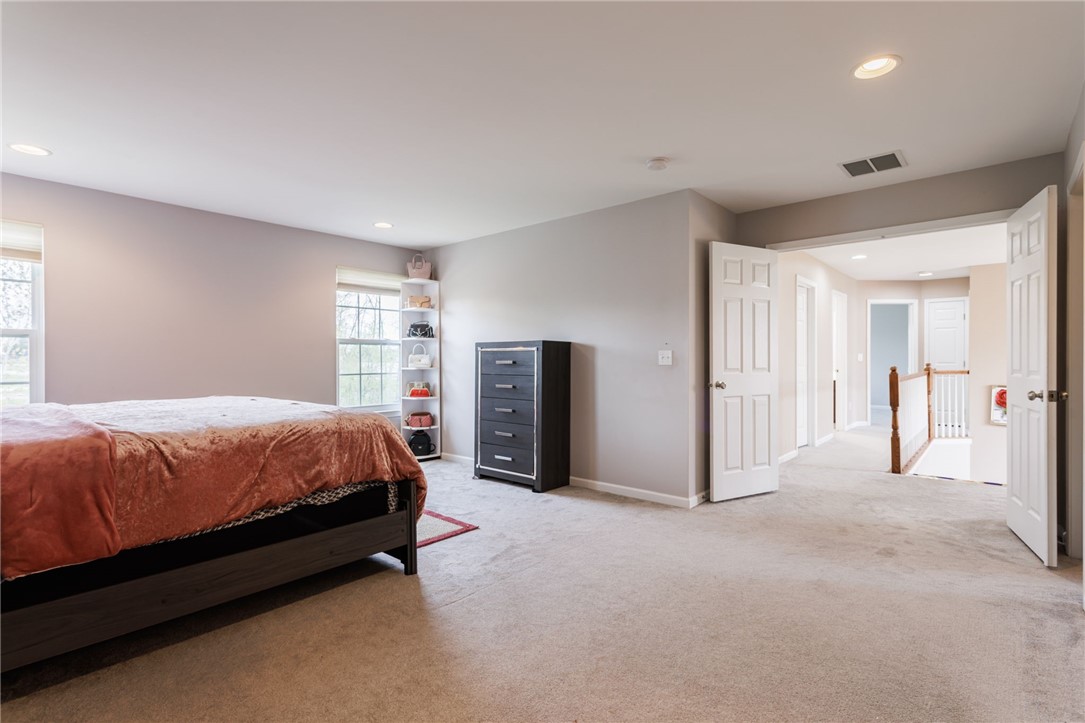 11 Blazing Star Circle, Henrietta, New York image 33