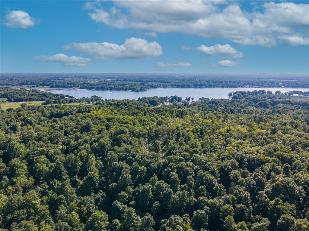 VL Lake Bluff Road
