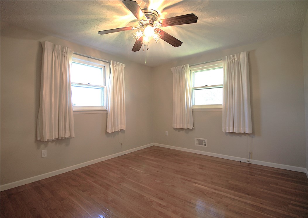 31 Jefreelind Drive, Greece, New York image 16
