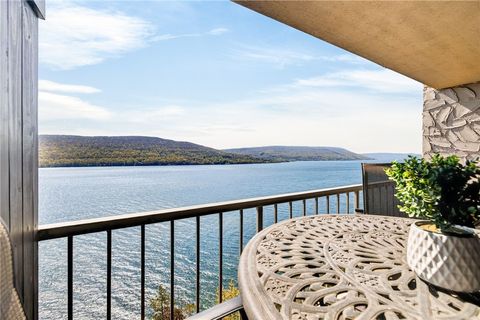 Photo of 165 Cliffside Drive, South Bristol, NY 14424 (MLS # R1678650)