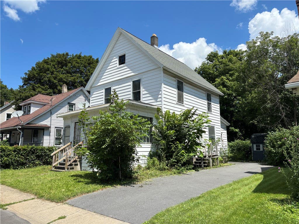 Photo of 5 Eighth Street, Oneonta, NY 13820 (MLS # R1703160)