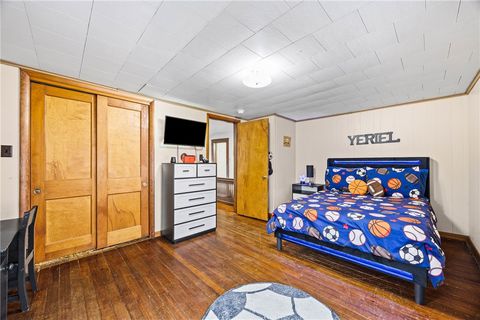 Tiny photo for 40 Spencer Street, Lyons, NY 14489 (MLS # R1655279)