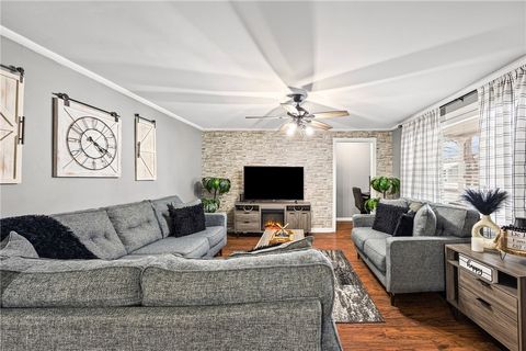 Tiny photo for 40 Spencer Street, Lyons, NY 14489 (MLS # R1655279)