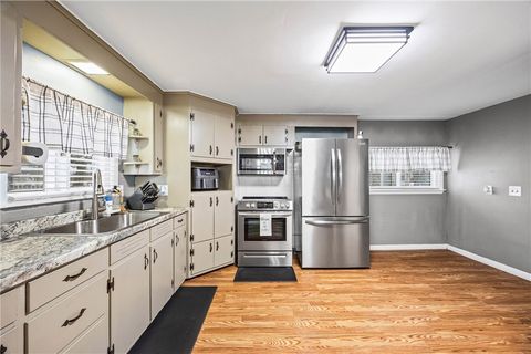 Tiny photo for 40 Spencer Street, Lyons, NY 14489 (MLS # R1655279)