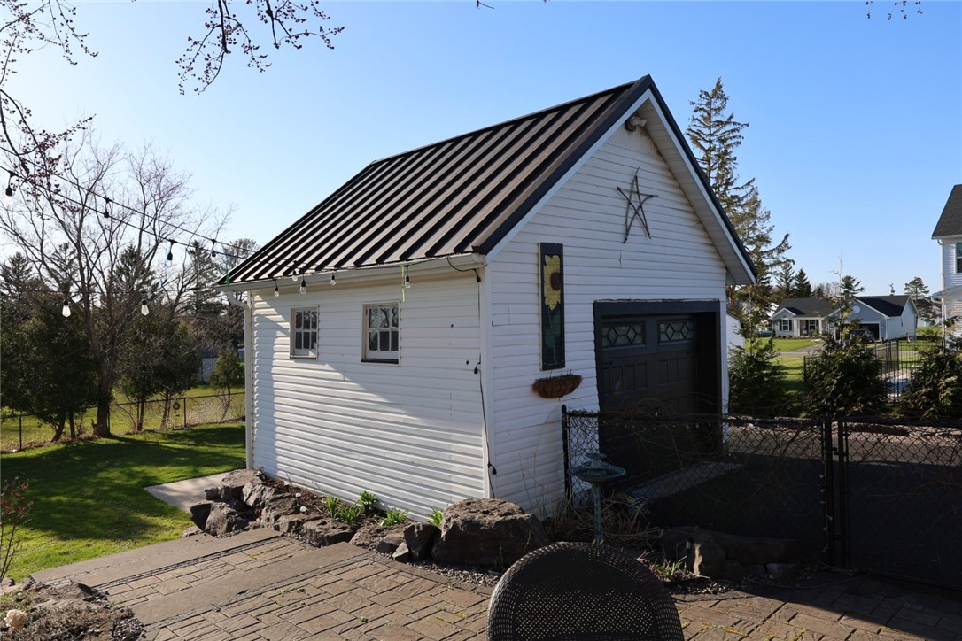 469 Salt Road, Webster, New York image 6
