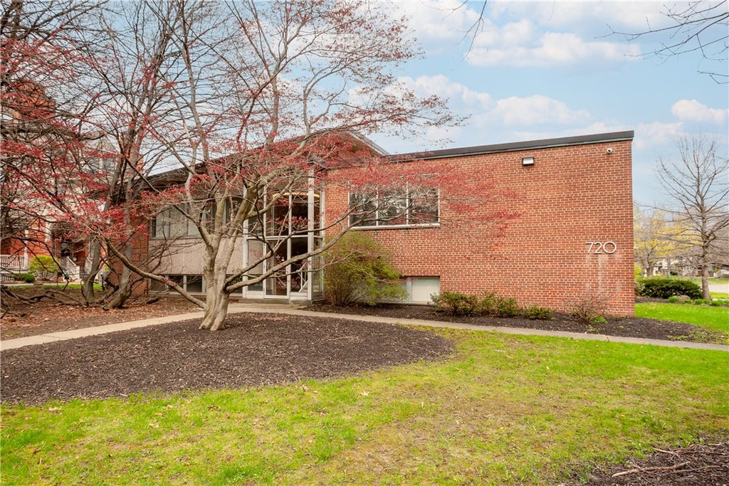 Photo of 720 East Avenue, Rochester, NY 14607 (MLS # R1676112)
