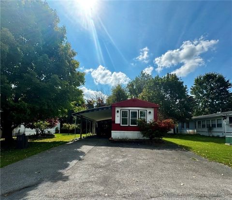 Homes For Sale - 21 Briarwood Ter<br/> Batavia, NY 14020