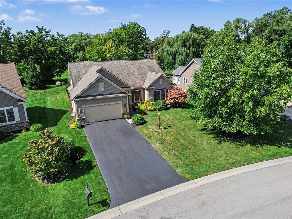 36 Timber Glen Trl
