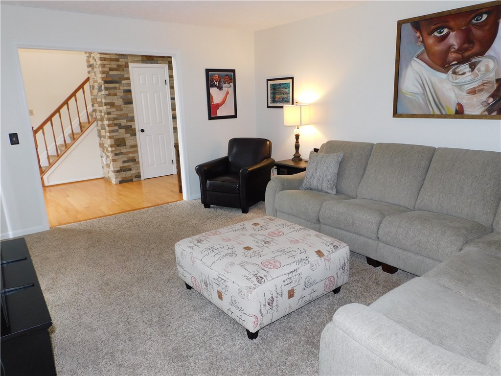 255 Macintosh Drive, Greece, New York image 7