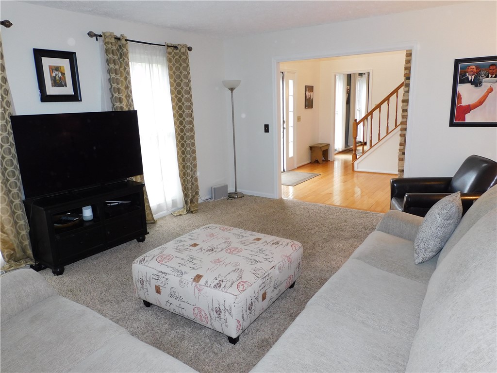255 Macintosh Drive, Greece, New York image 8