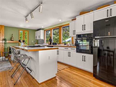 Tiny photo for 101 Lee Circle Drive, Greece, NY 14626 (MLS # R1724071)