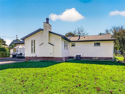 Tiny photo for 101 Lee Circle Drive, Greece, NY 14626 (MLS # R1724071)