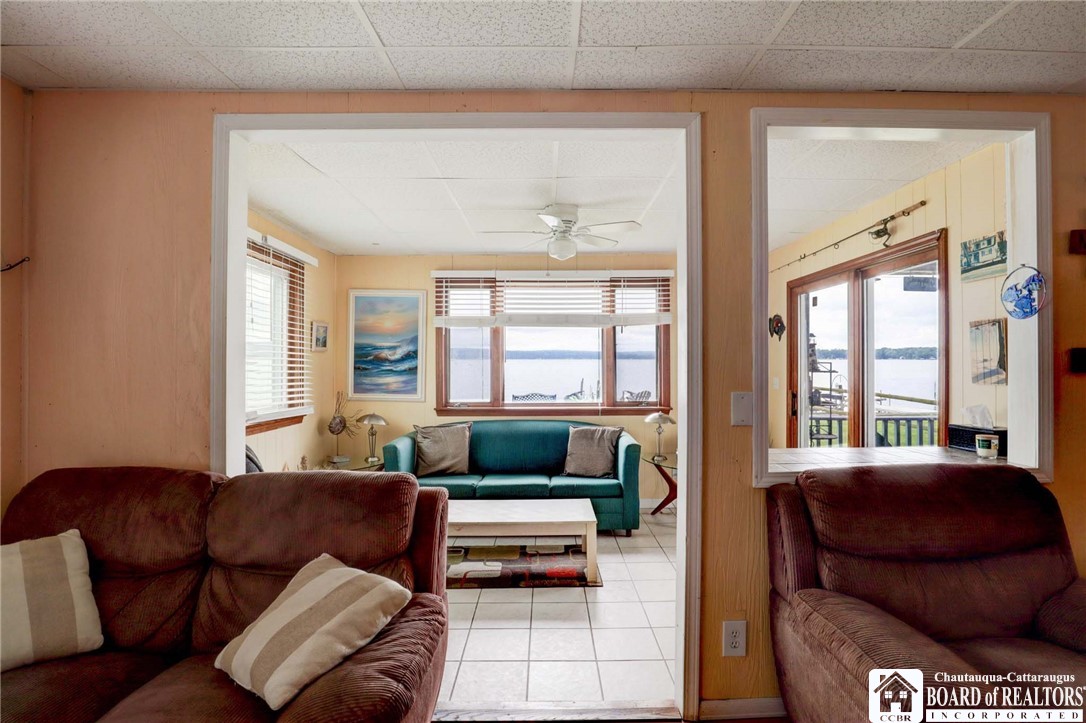 2372 lakeside drive