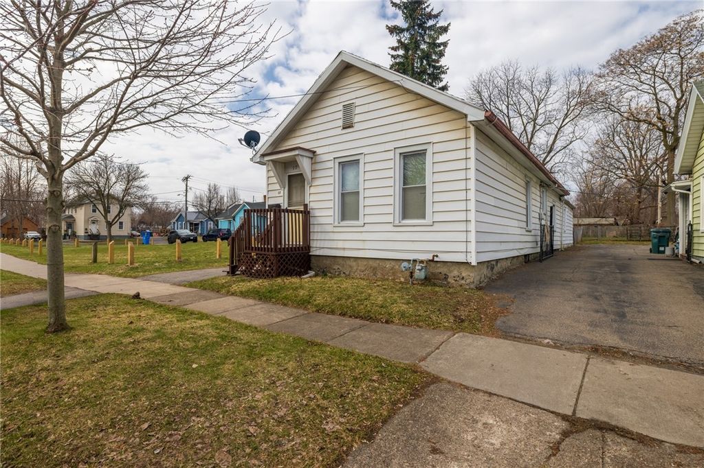 Photo of 17 Orchard Street, Rochester, NY 14611 (MLS # R1665966)
