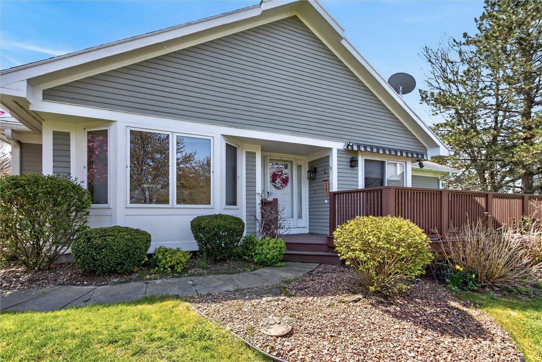 13 Running Brook Lane