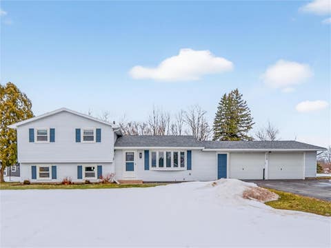 Photo for 320 Parma Center Road