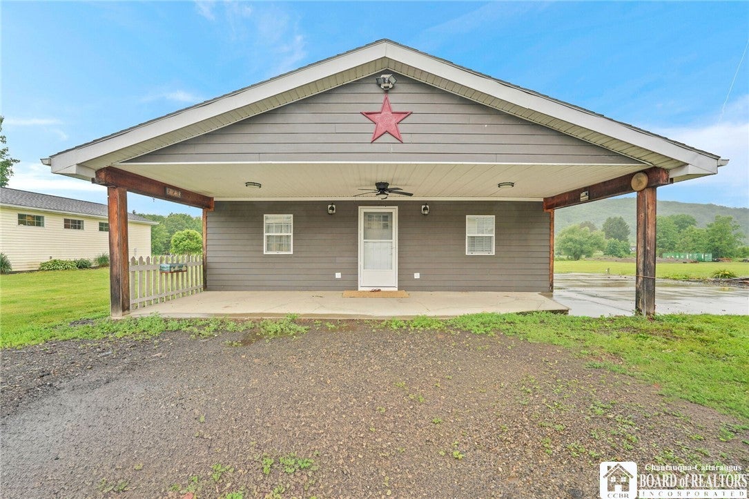 2715 Five Mile Road
