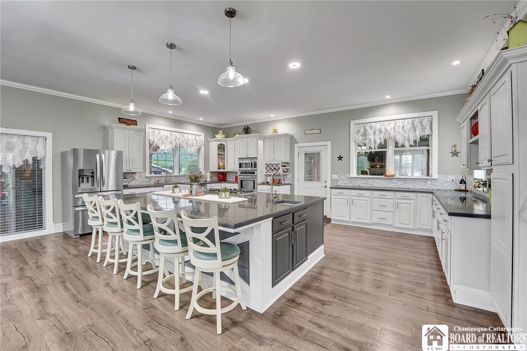 2715 Five Mile Road