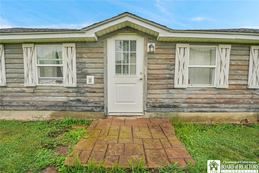 2715 Five Mile Road