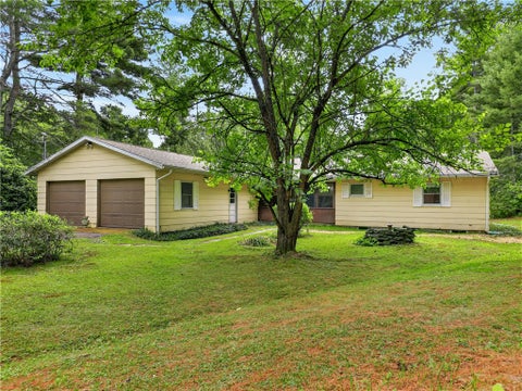 Photo for 107 W Whitcomb Hill Rd