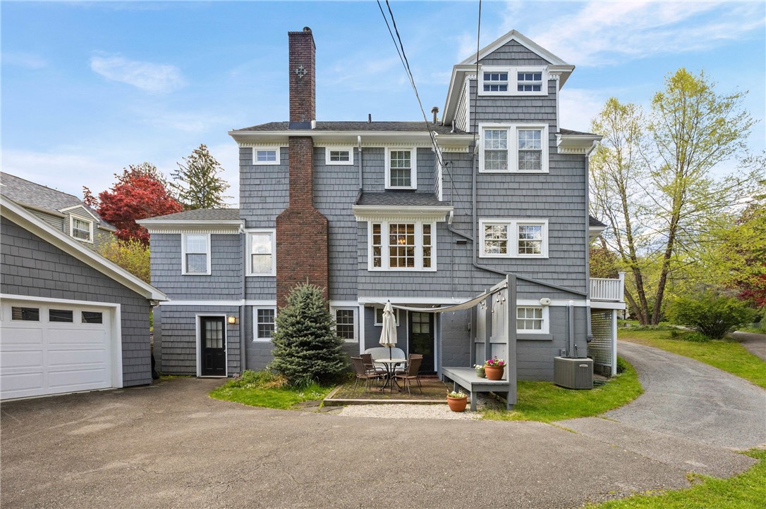 340 Cobbs Hill Dr